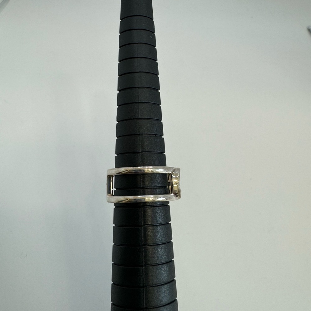 Gucci Interlocking Wide Open Band - image 6